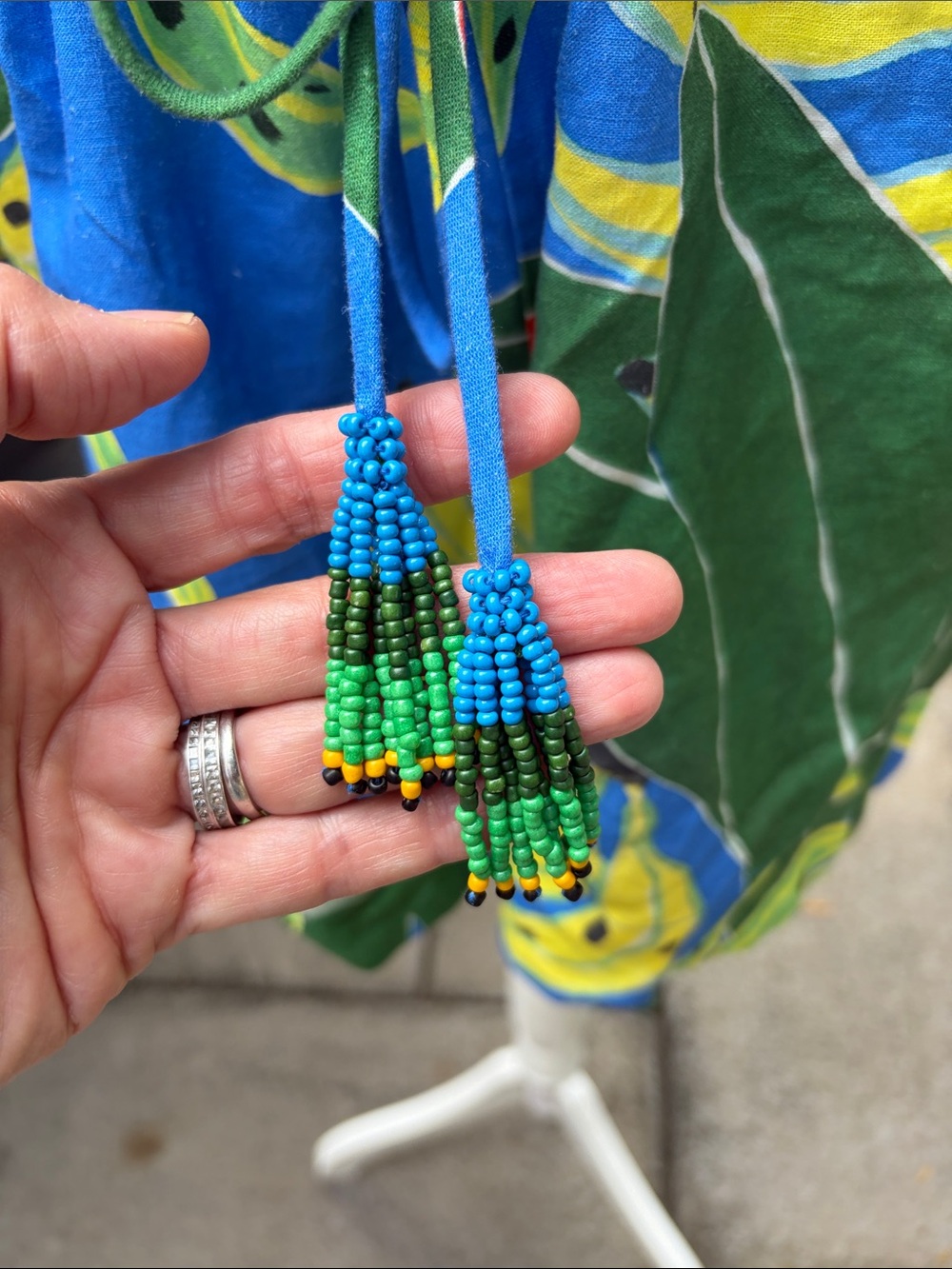 Farm Rio NWT Blue Banana Leaves Tropical V-Neck Drawstring Linen Romper, size L - Picture 6 of 14